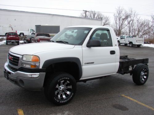 Low low  miles only 30,000 ! work truck package! custom wheels new tires save $$