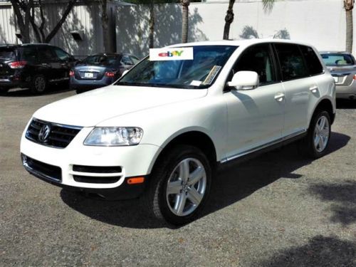 Vw touareg 1 owner clean carfax sunroof v8 4x4 heated leather navi fact tow v8