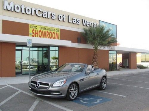 Slk 350 one owner low miles and panoramic roof
