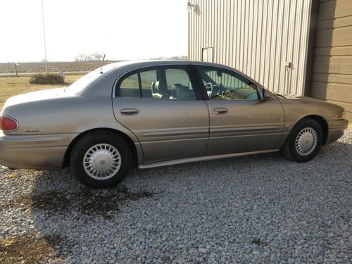 2001 buick lesabre  great condition