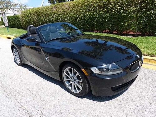 Nice 2006 z4 3.0i with power top and 6 speed manual - florida car ready to roll