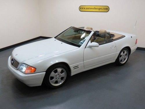 Convertible, hardtop &amp; leather seats. financing available. v8 rwd