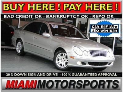 We finance mercedes benz e-class "1 owner" "low miles" rwd leather power sunroof