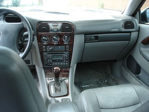 2000 volvo s40 turbo sedan 4-door 1.9l