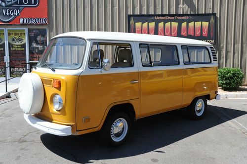 1976 volkswagon vw bus - golden yellow &amp; white strong running !  need tlc
