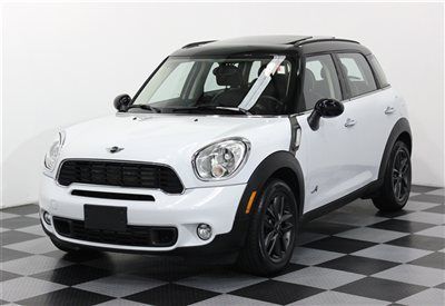 Countryman s awd all4 2011 full leather interior panorama moonroof 6 speed ipod