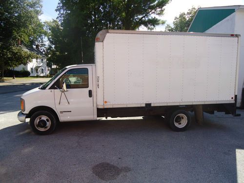 1998 gmc 3500 box truck