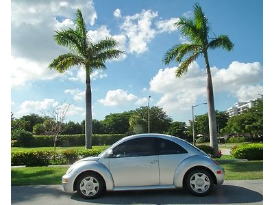 1998 new beetle --- great gas mileage-- low reserve florida car we deliver