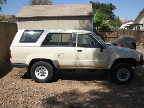 1985 4cyl 5speed stock 4runner with a/c 22re w56 4wd