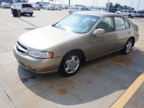 Wow! only 15k original miles!!! 2000 nissan altima auto all power @ best offer!
