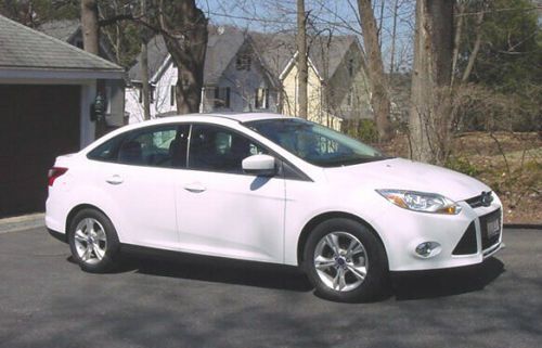 2012 ford focus se sport , original owner with low miles , only 19,067