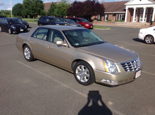2006 cadillac dts base sedan 4-door 4.6l with north-star engine. mint condition