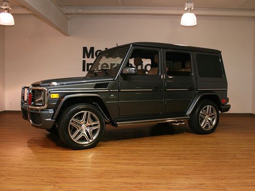 Rare and hard to find 2013 g63 amg in special ordered graphite paint!
