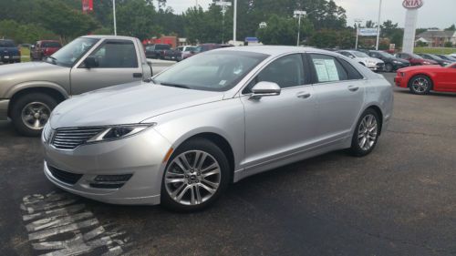2013 nearly brand new mkz only 14,000 miles