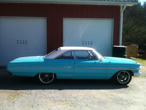 1964 ford galaxie 500 fastback *restored* 31,000 miles *extremely nice car*