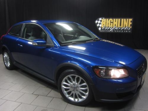 2008 volvo c30 coupe, 227hp 2.5l 5-cyl,, heated seats, new tires, very clean!