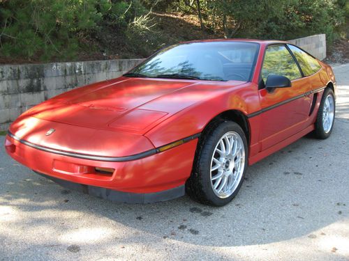 1988 pontiac fiero gt 5 speed, red, 120k