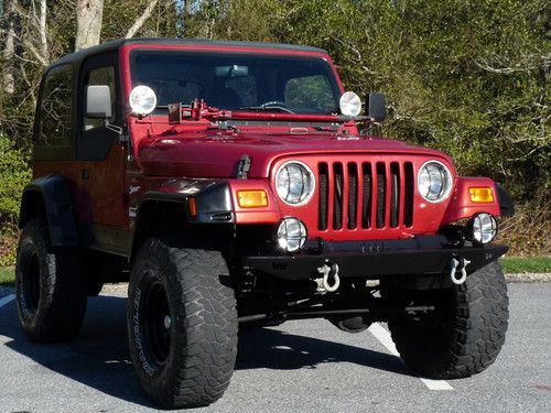 ~~98~jeep~wrangler~lifted~hardtop~4.0l~6cyl~5spd~nice~no reserve~~