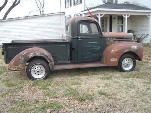 1947 ford truck unfinshed profect---rod--rat rod---project