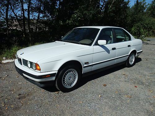 94 bmw 525i, automatic, pristine cond, 70 pics, if you see it you will buy it +