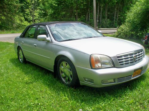 2001 cadillac dts silver with grey leather interior