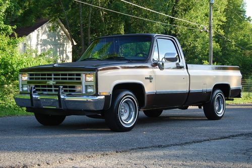 1987 chevrolet silverado 1500 long bed  *dual tanks  *142k miles  *only 2 owners