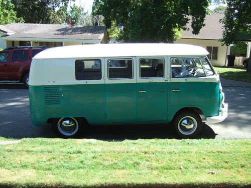 1964 vw bus, standard, 12v sys with updated 1641cc engine and f'way flyer trans