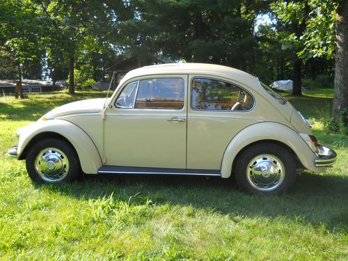 Rare restored 68 vw beetle with automatic stickshift