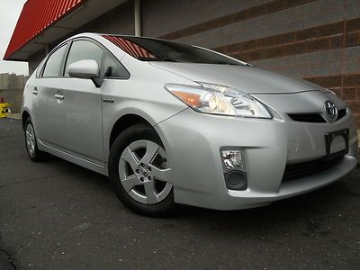 2010 toyota prius automatic one owner! no paint work! very clean! 51 city mpg!!