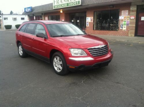 2005 chrysler pacifica touring awd  top of the line 3rd row seat   low reserve