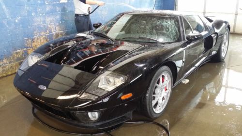 2006 ford gt coupe 2-door 5.4l black/ no stripe 1 of only 37 made.