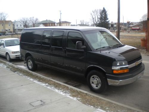 Rare black 1 ton extended cargo van, seats up to 15! 2004 chevy express 3500