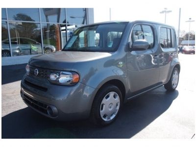 Low miles one owner excellent condition 30 mpg ipod interface smoke free r wiper