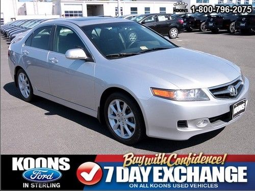 Navigation~leather~moonroof~6-speed manual~outstanding condition~excellent deal!