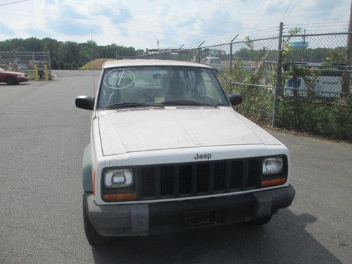 1998 jeep cherokee 4x4  govt.surplus-virginia