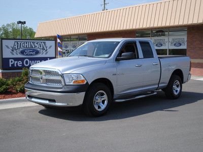 Slt 5.7l cd 4x4 vanity mirrors financing available removable tailgate hemi cloth