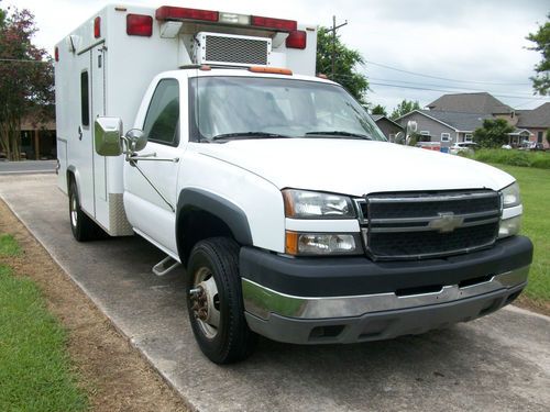2004 chevrolet silverado 3500 duramax diesel ambulance! runs awesome! no reserve