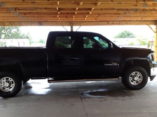 2007 gmc sierra 2500hd duramax in excellent condition!! a must see!!