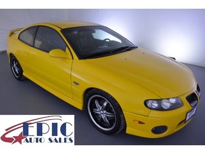 Yellow manual cd abs ac cd changer leather black super clean we finance