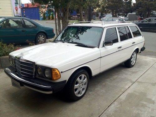 1985 mercedes 300td wagon - diesel - low miles - great condition!
