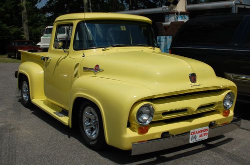 1956 ford f-100 1/2 ton, 2 wheel drive shortbed pickup