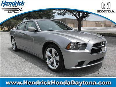Dodge charger r/t, low 2100 miles, like new, carfax one owner, hemi engine, navi