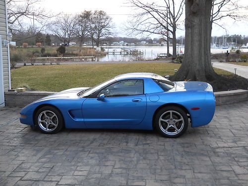 2000 chevy corvette hard top nassau blue