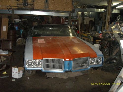 1971 oldsmobile cutlass convertible project car runs good and moves needs work