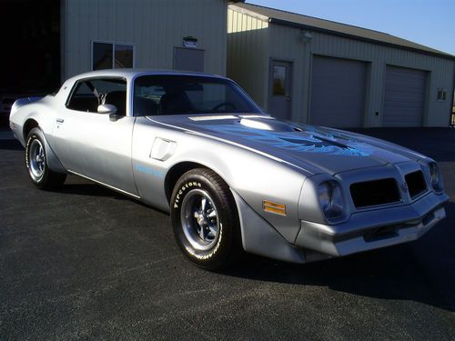 1976 pontiac trans am numbers matching 400 at loaded with options new paint