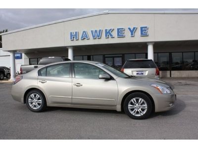 No reserve! financing! shipping.  2010 nissan altima 4 cylinder high mpgs!