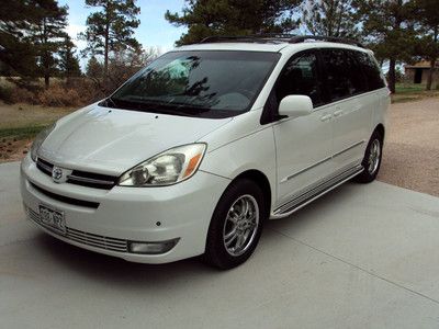 2004 toyota sienna xle limited awd no reserve