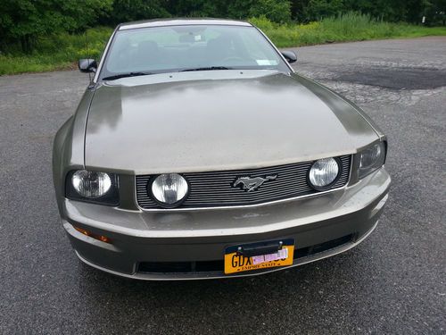 Excellent 2005 mustang gt no reserve manual transmission