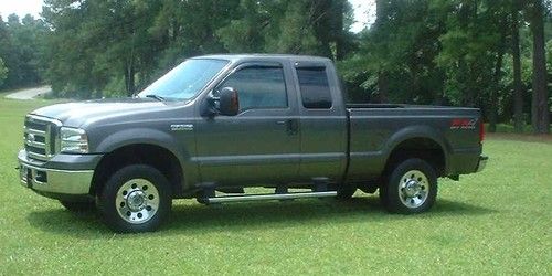 2005 ford f-250 super duty xl extended cab pickup 4-door 5.4l - low mileage
