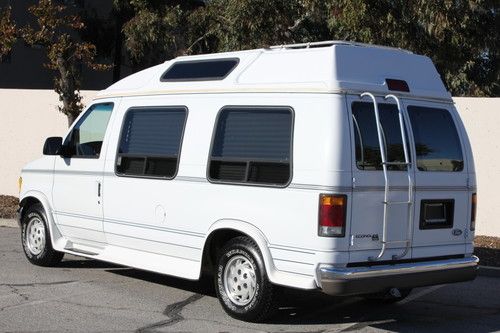 One owner low mileage 1993 ford econoline handicap van with wheelchair lift